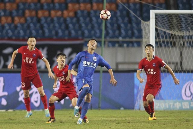 亚冠倒计时；尼斯今晨主帅复盘；细节引发关注；气氛紧张；训练强度明显提升的简单介绍-开云体育官网